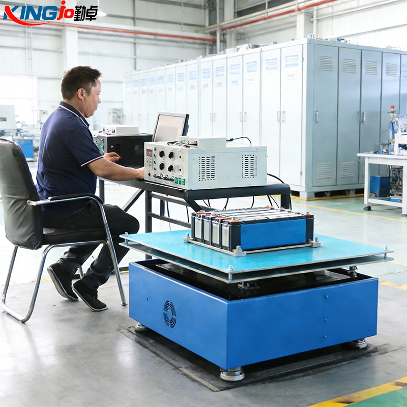 武漢電氣公司采購勤卓品牌振動臺