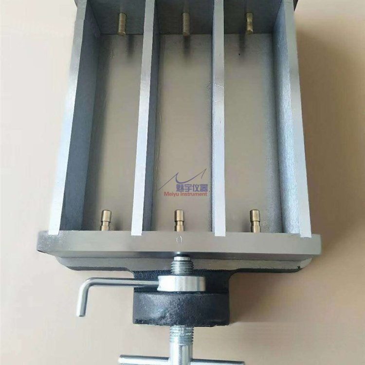 40×40×160砂浆干缩试模11.jpg 40×40×160砂浆干缩试模11.jpg