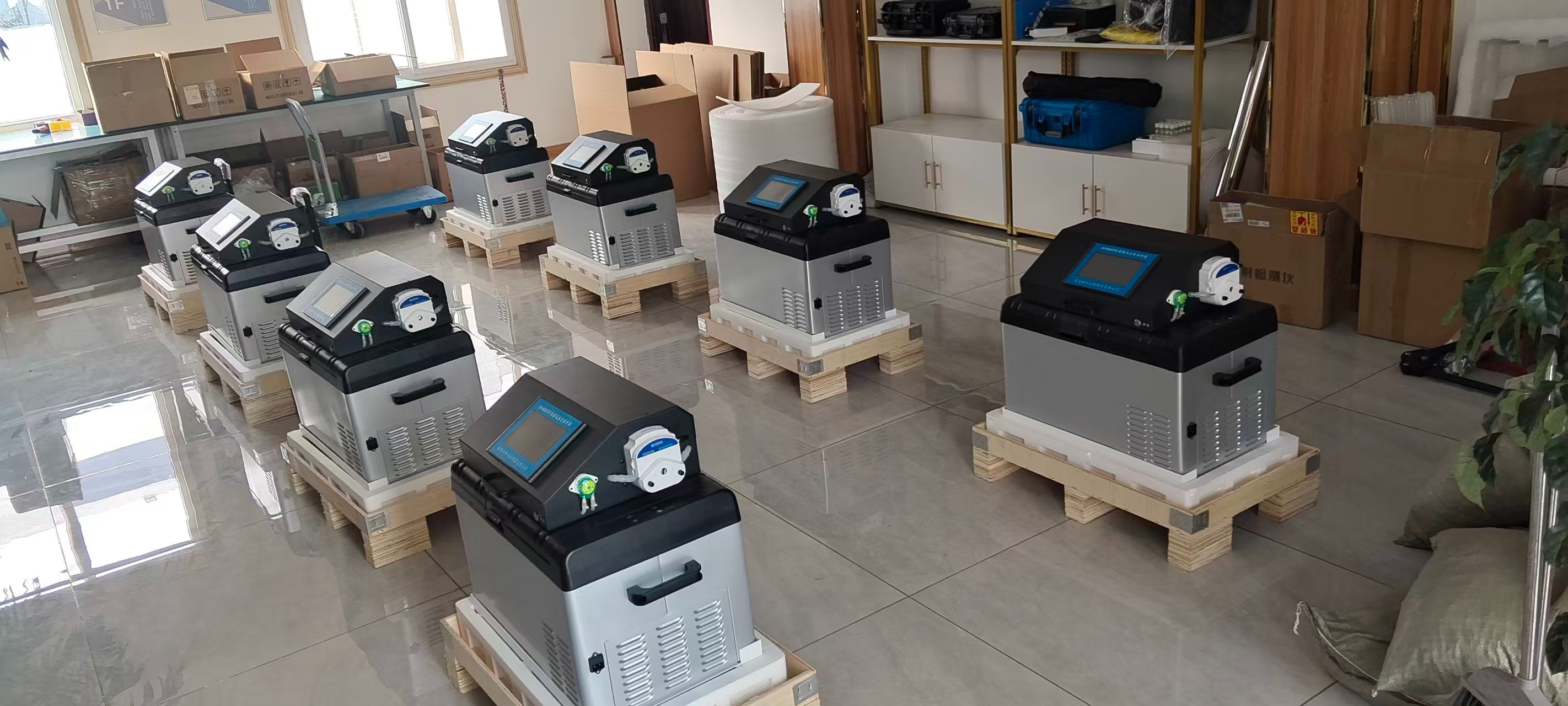 便携智能 + 精准留样！XY-8003TX 型水质采样器致力环境监测